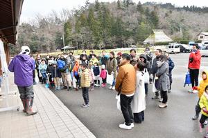 雪灯篭まつりの様子